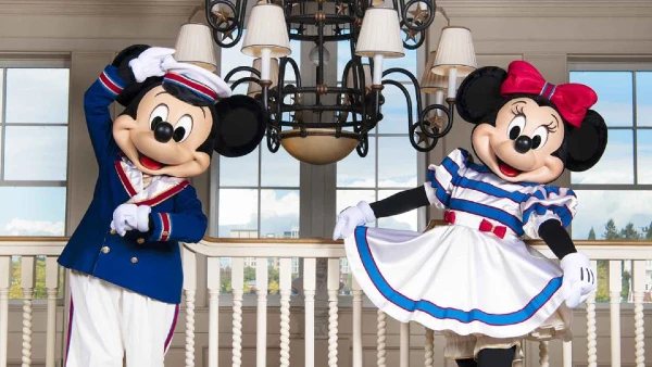 Rencontre avec Mickey et Minnie au Newport