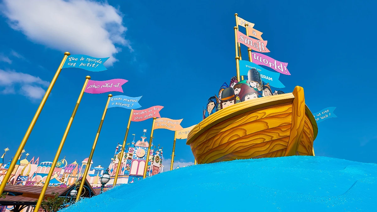 Attraction It's a small world Disneyland Paris
