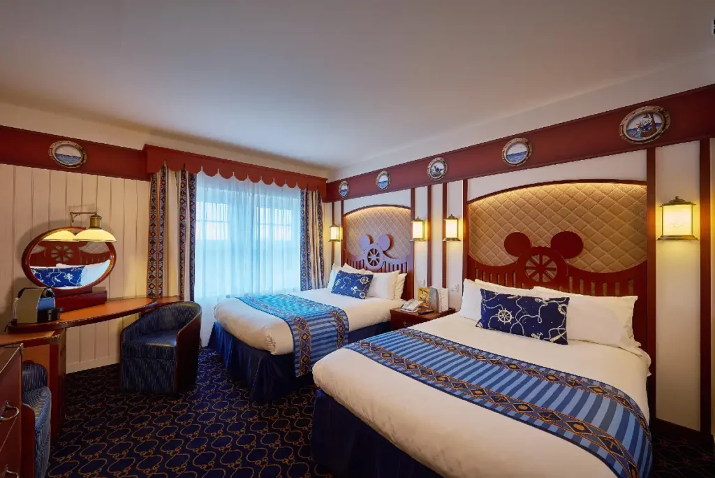 Chambre compass club du Newport Disneyland Paris