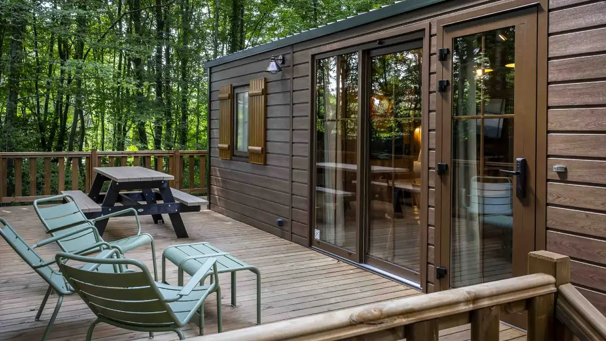 Vue extérieure des nouveaux bungalows du Davy Crockett Ranch